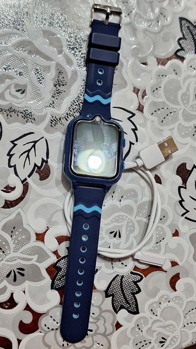 Ceas copii GPS si apeluri video