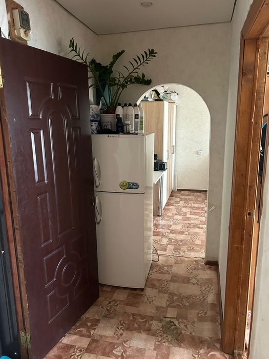 Продам 2 комнатную квартиру