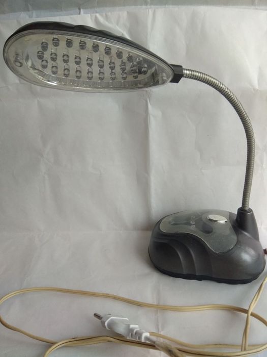 Продается лампа .