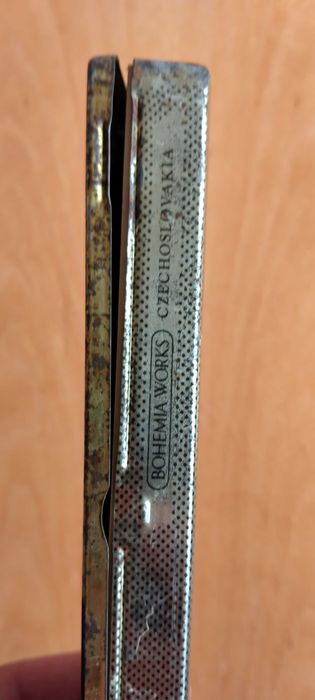 Стара метална кутия за моливи TOISON DOR с 6 оригинални молива