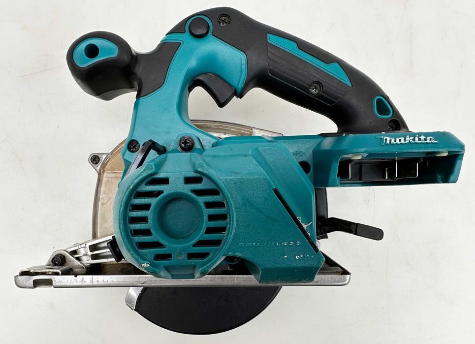 Makita DCS553 - Безчетков акумулаторен циркуляр за метал 18V