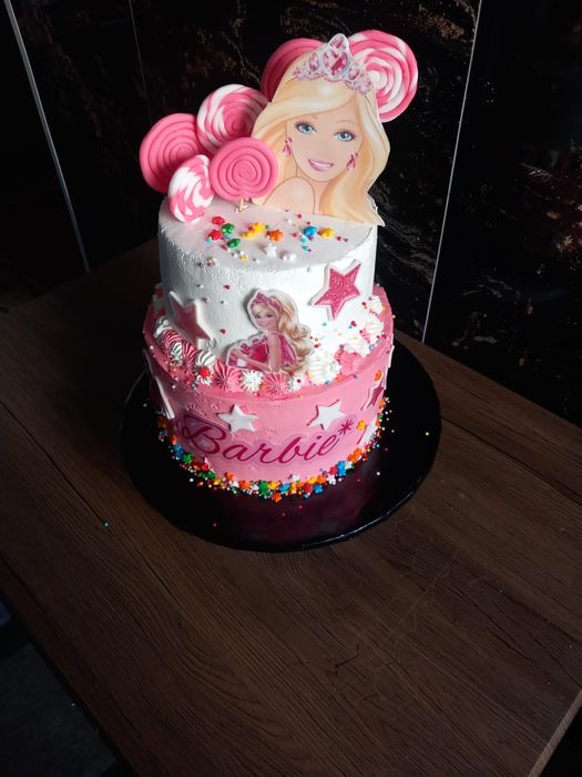Torturi aniversare tematice Disney