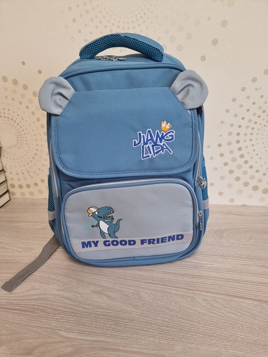 Школьный рюкзак новый