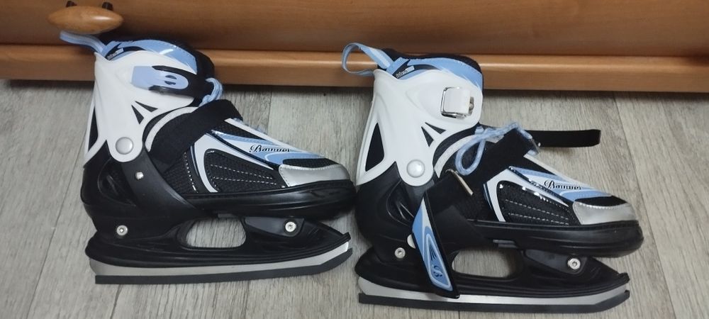 Продам коньки 38