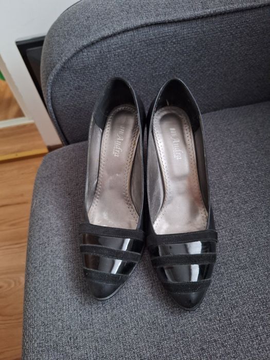 Pantofi eleganți de dama