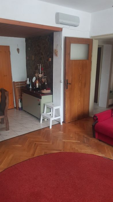 Продава се Четиристаен апартамент в Дупница - 80 кв.м за 1063 €/кв.м - Снимка #1
