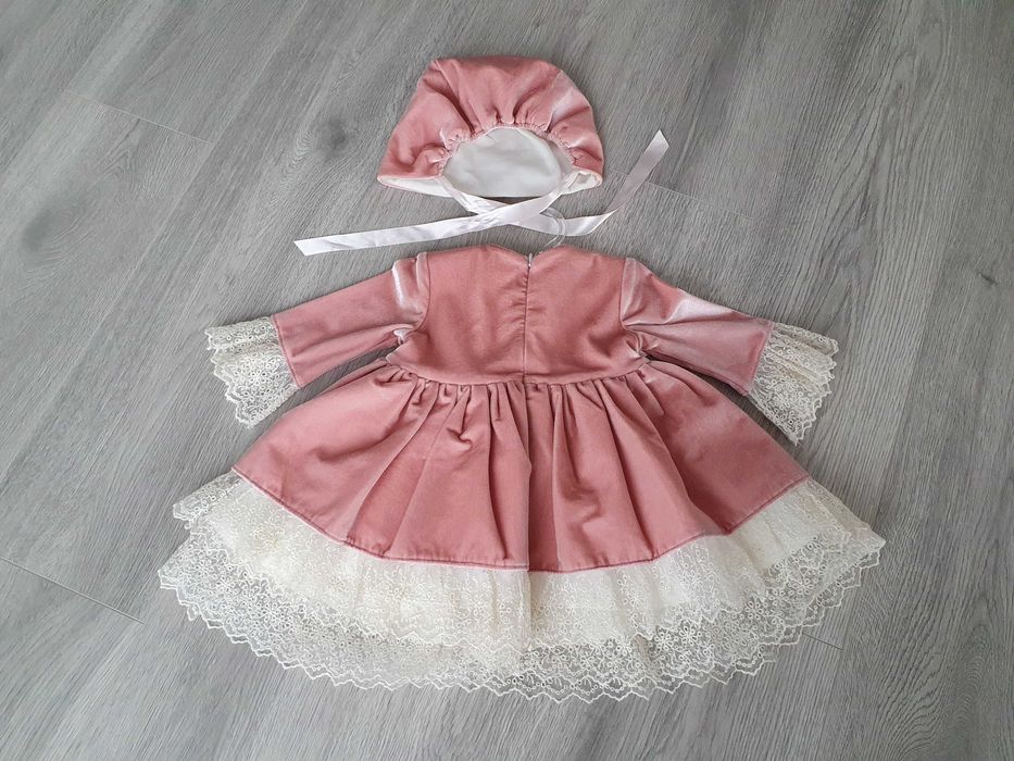 Rochita roz Andreeatex, 9 luni