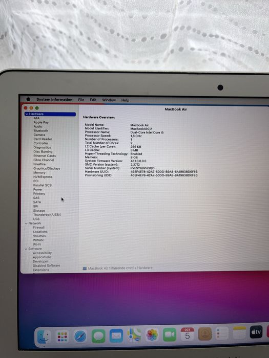 • Macbook Air •  BATERIE 95% •