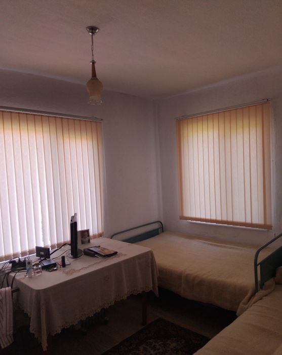 Продава къща в гр.Дупница
