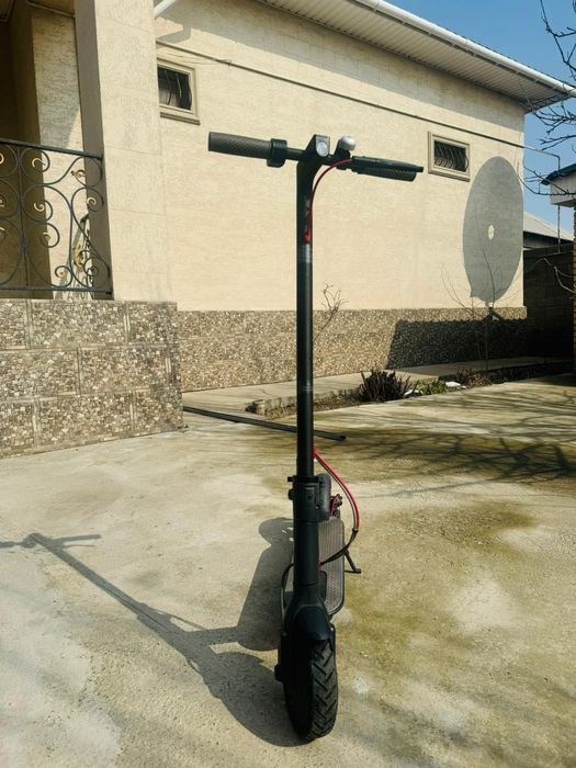 Электро самокат Xiaomi MiJia M365