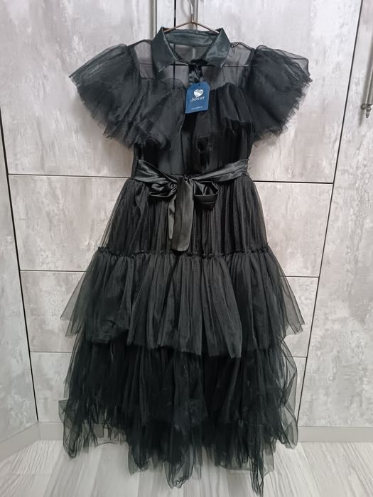 Платье Вэнздей продам