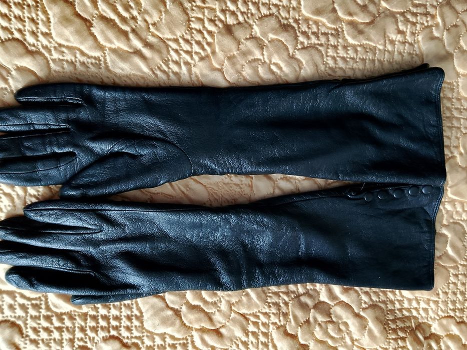 Продам удлинённые кожаные перчатки