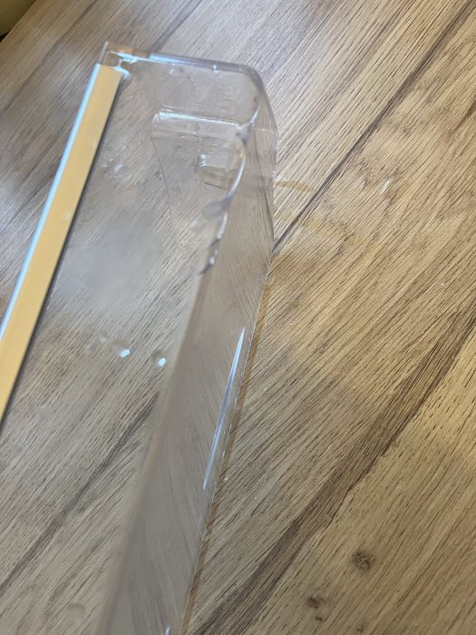 rafturi usa Hotpoint Ariston