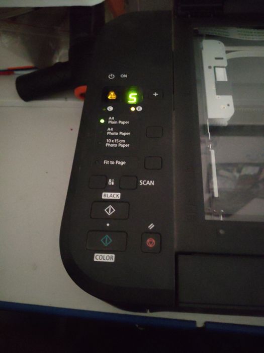 Продам принтер Canon, срочно