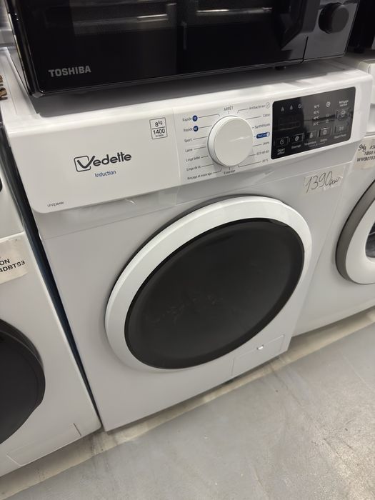 Mașină de spălat rufe Vedette LFVQ384W