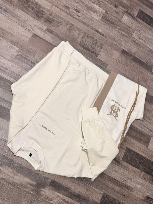 Trening made by unisex