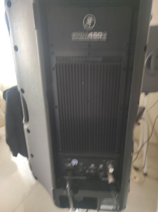 Vând boxe mackie srm 450 v2 active