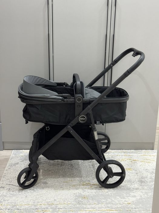 Коляска для ребенка