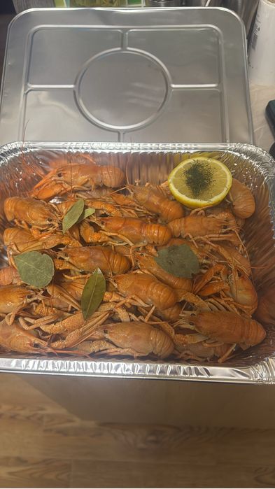 Раки живые и варенные