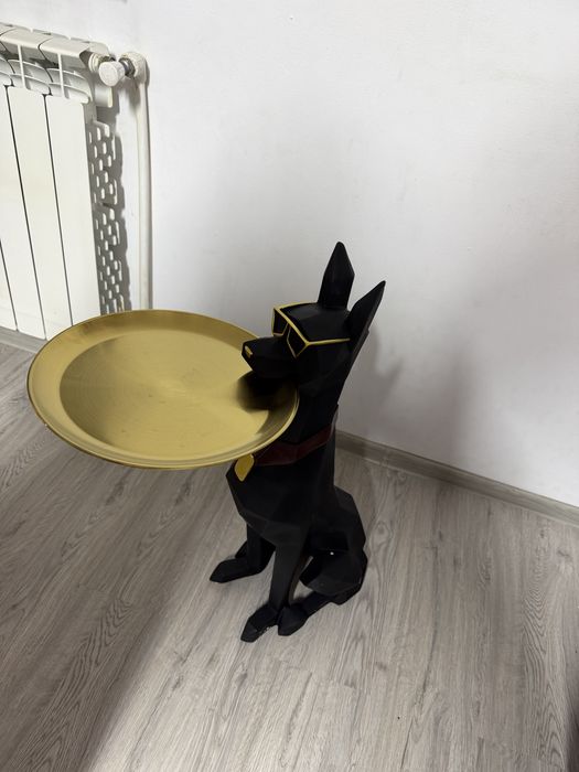 Figurina decorativa Empty Pocket Dog, structura din polirasina neagra