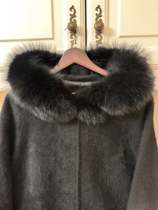 Черно палто универсален размер