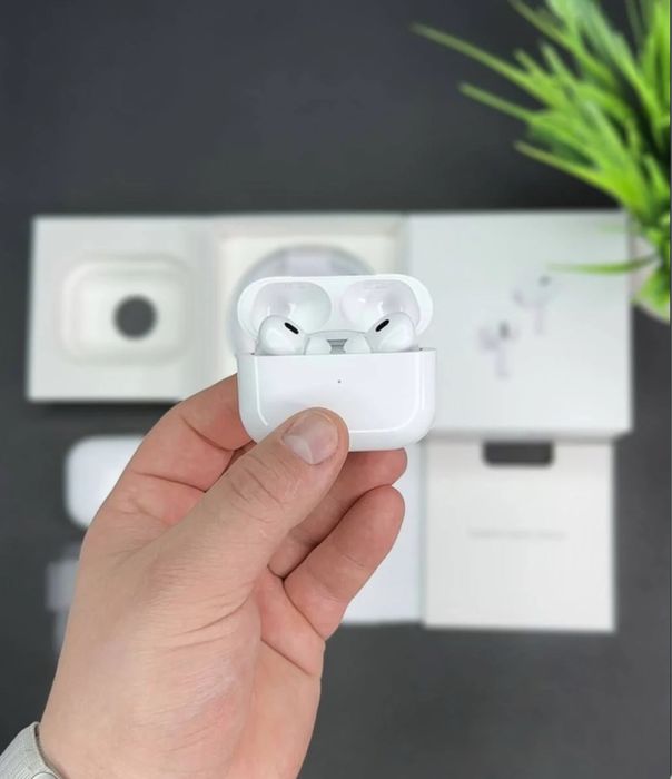 AirPods 4