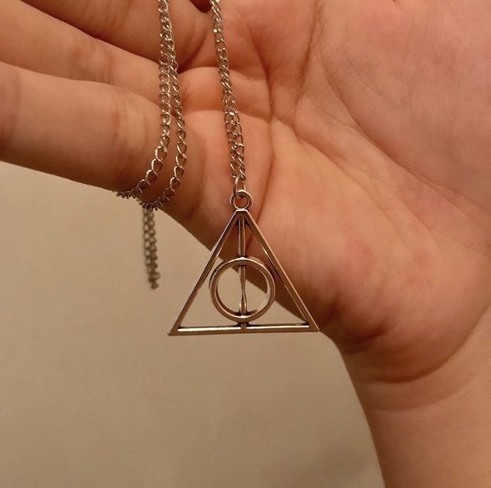 Кулон Даров Смерти из Гарри Поттера