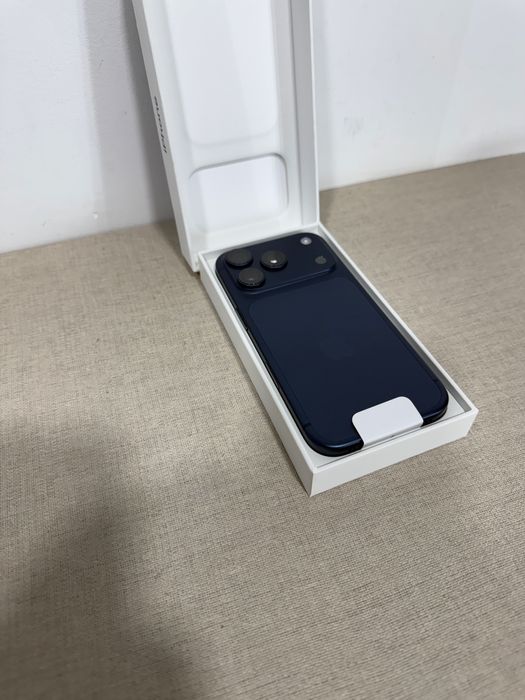 Iphone 17 PRO blue 256gb nou neactivat