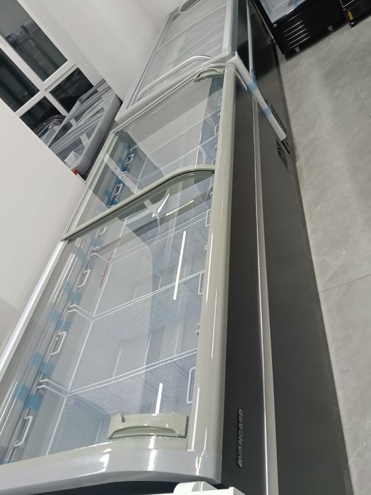 Витрины для различных продуктов