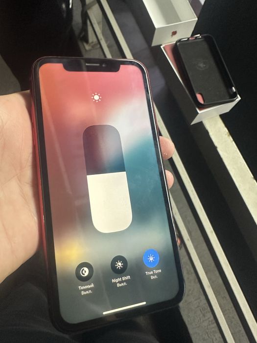 Айфон хр с коробкой