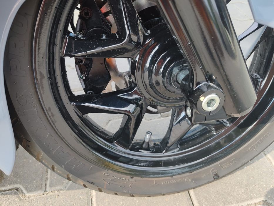 Scuter SYM CRUISYM 300