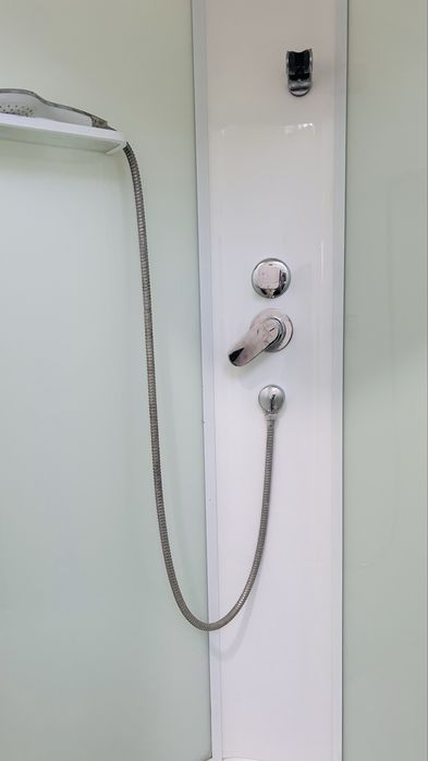 Душевая кабина/душ