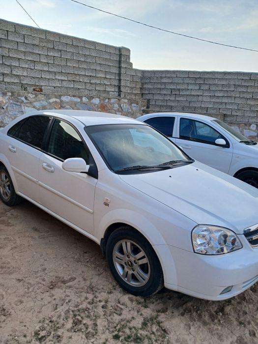 Ласетти 2013 тезда сотилади