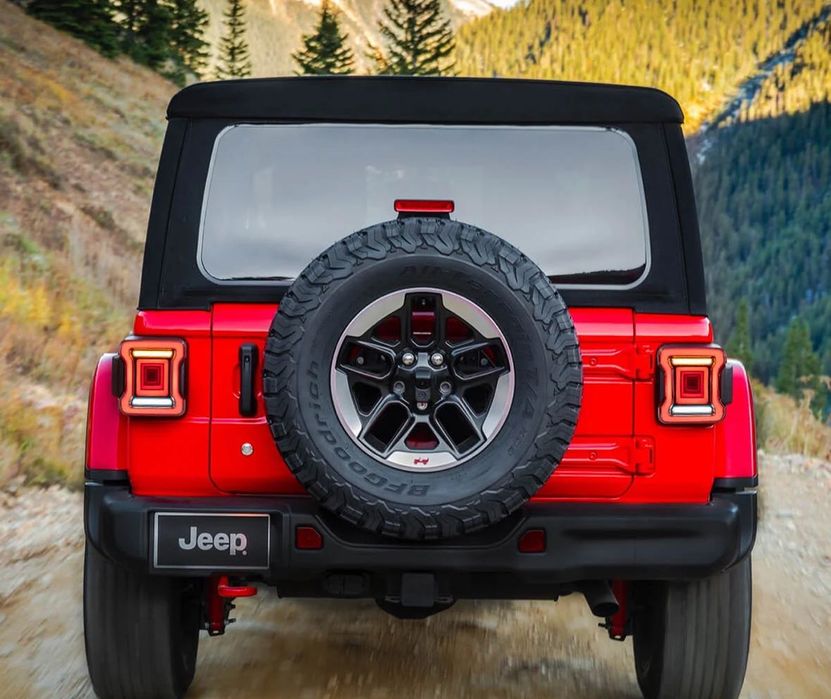 Jeep Wrangler с жълт мигач 2018+