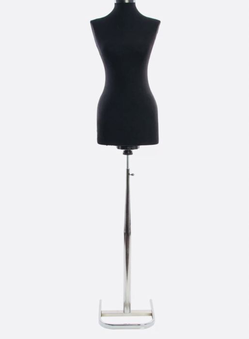 Inchiriez manechin bust mire mireasa bebe