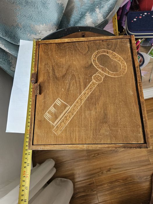 Cutie pentru chei , lemn vechi , cadou pentru case !