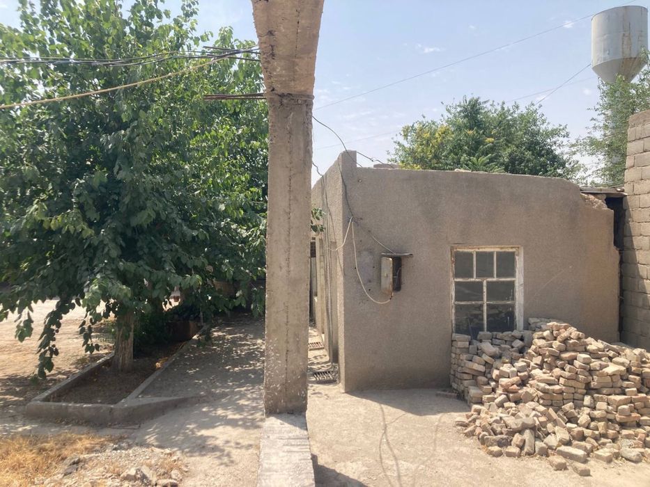 Срочно нотурар йер жой сотилади