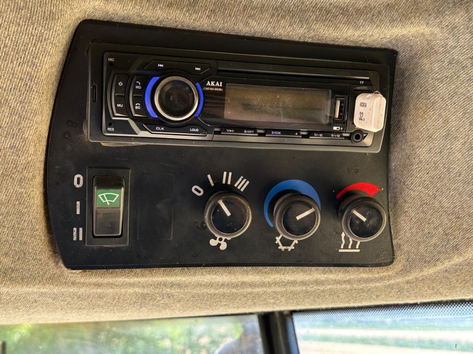 Combina New Holland TC5080