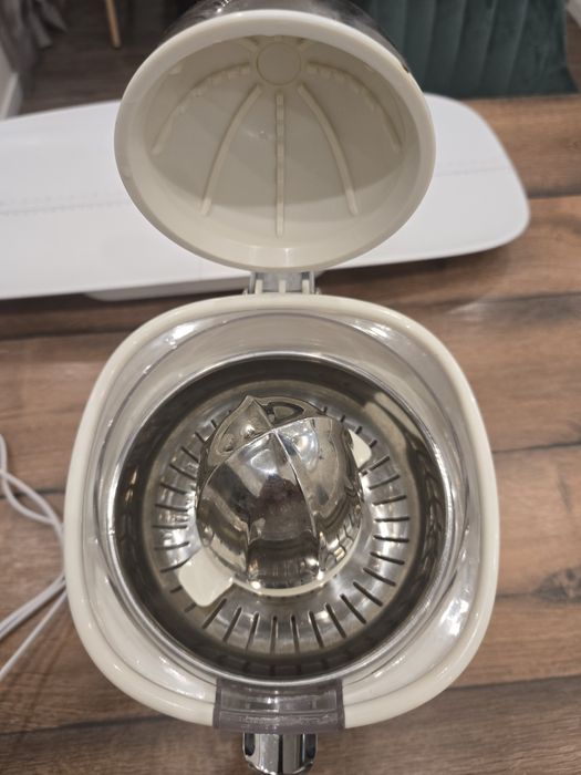 Сокоизтисквачка и цитрус преса Ариете