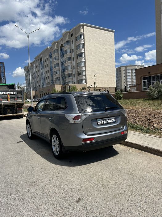 Мицубиси аутлендер 3