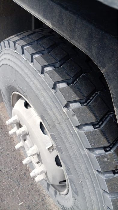 Резина 315 80 r22.5 с дисками