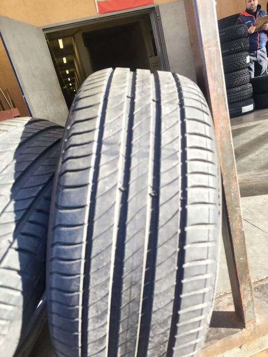 Гуми за джип и бус