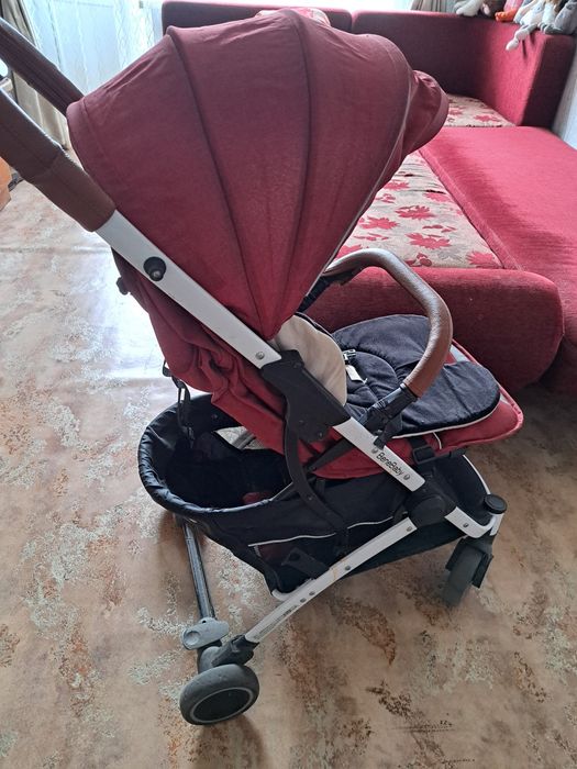 Коляска всесезонная