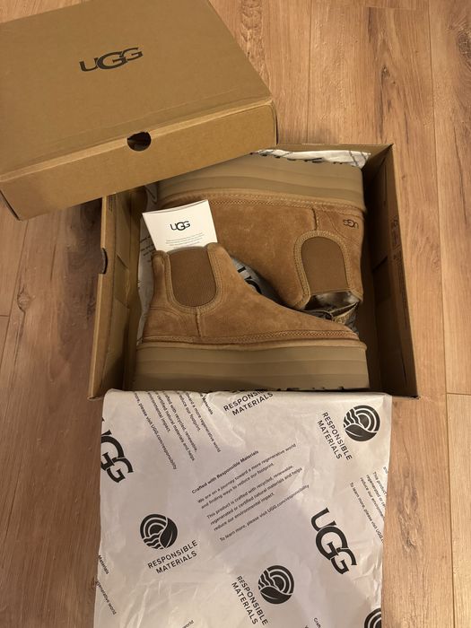 UGG Chelsea Platform noi, cu etichetă. Mărime 40