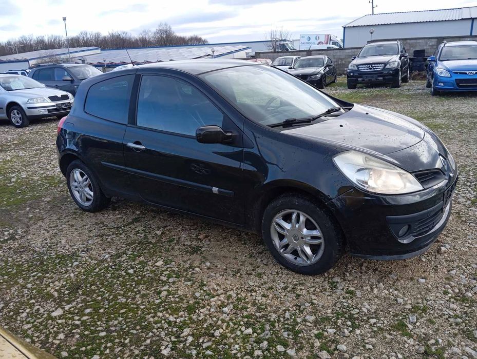 Renault clio 1.4 16v 2008г 98кс за части