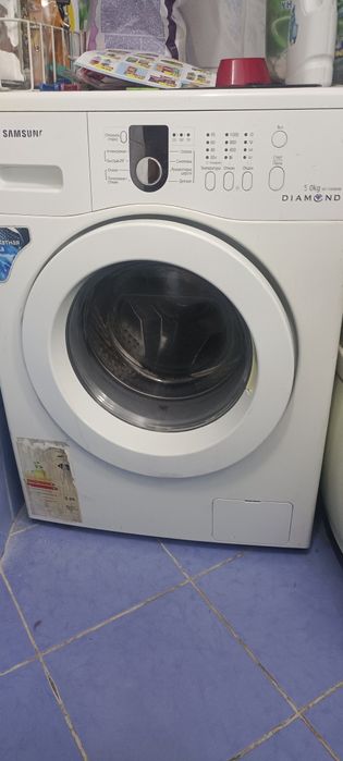 стиральная машинкп   "Samsung"