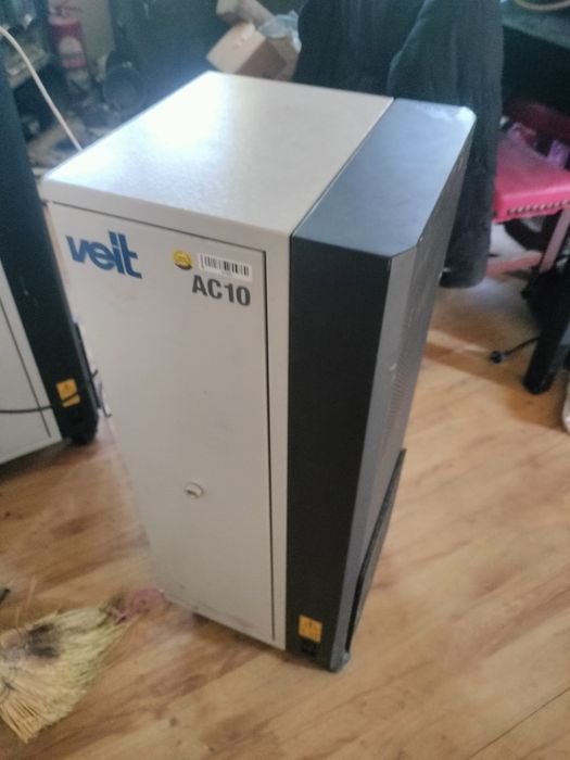 Sterilizator de aer VEIT AC10cu raze UV-C