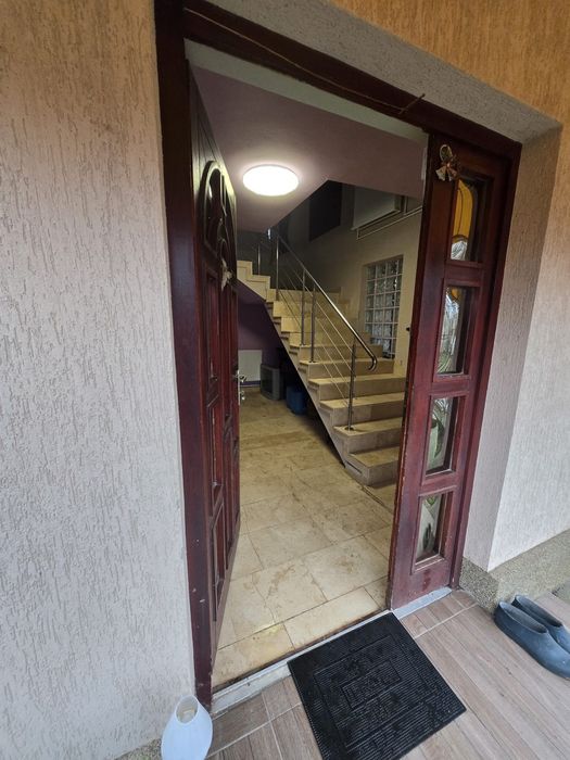 Casa  mobilata de vanzare