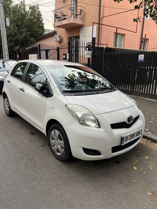Toyota yaris 1.0 benzina 2010