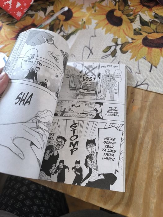 Spy family манга на английски език.